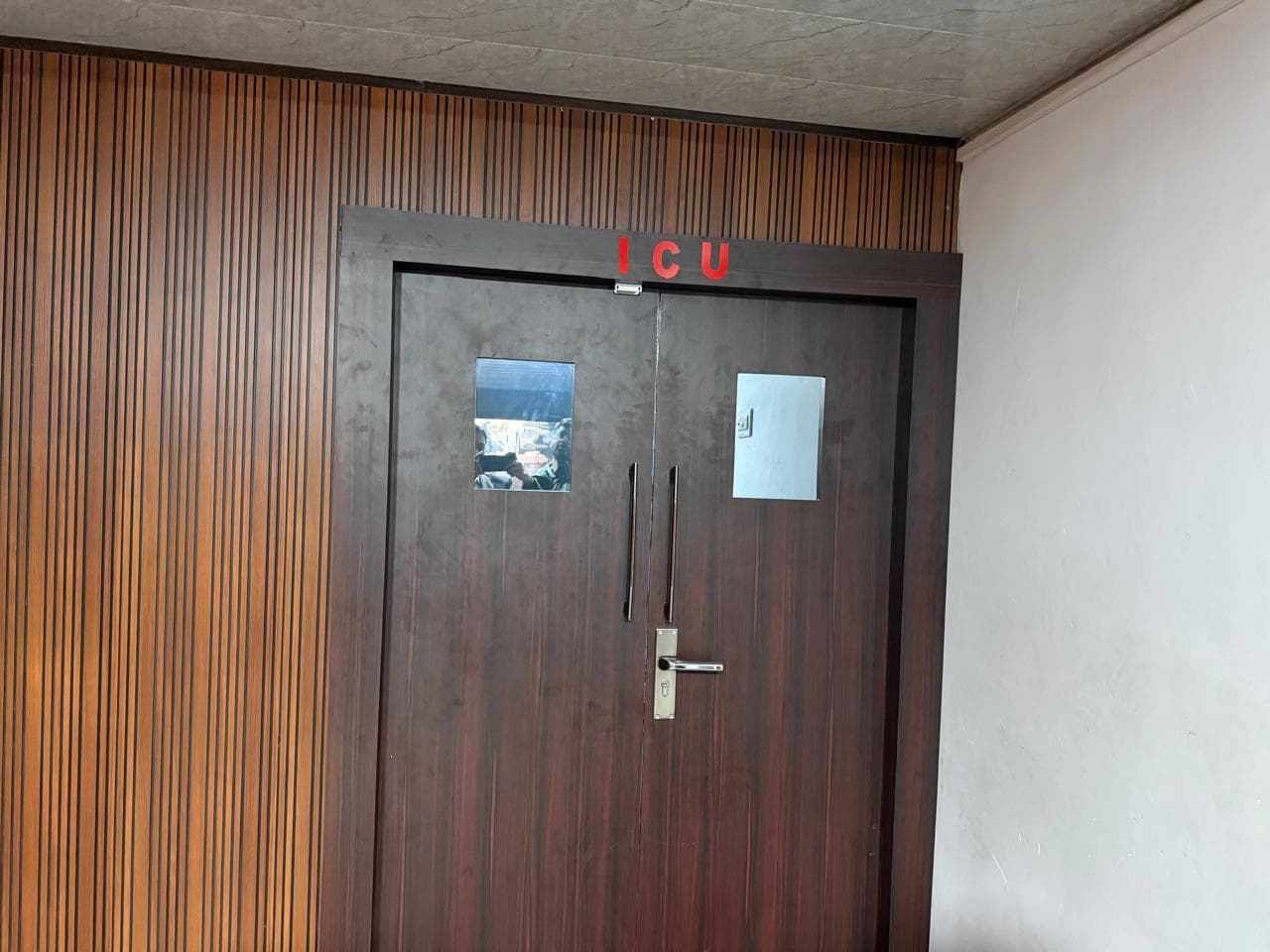 Sterile ICU Door Entrance - Advance Neuro Hospital